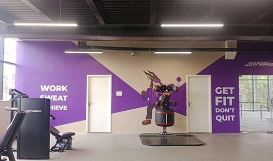 Rajalakshmi Engineering College – Wall Branding, Logo Lights & Frosted Glass, Chennai