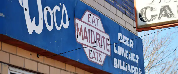 When’s the right time to replace my store signs and banners?